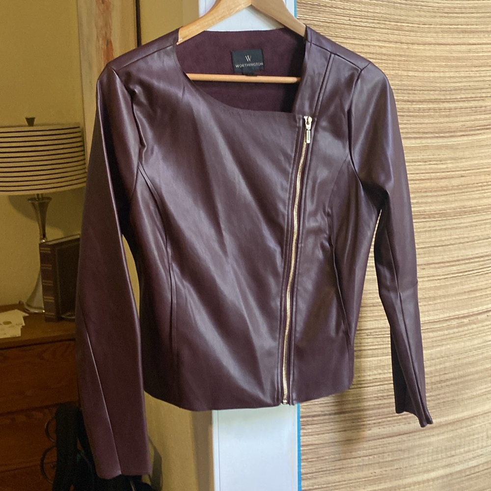 Worthington Ladies Burgundy Vegan Leather Moto Jacket Size Small Medium